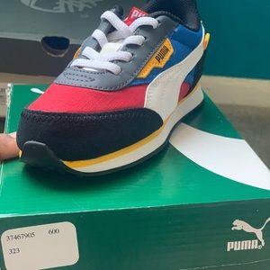 Brand New Puma Multicolor size 10 toddler
